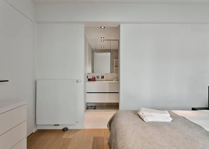 Top Location! Unique Luxurious 2-Bedroom Apartment In Knokke - \'T Zoute
